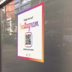 Aufkleber Sticker "Folge uns auf Instagram" Quadrat Clean