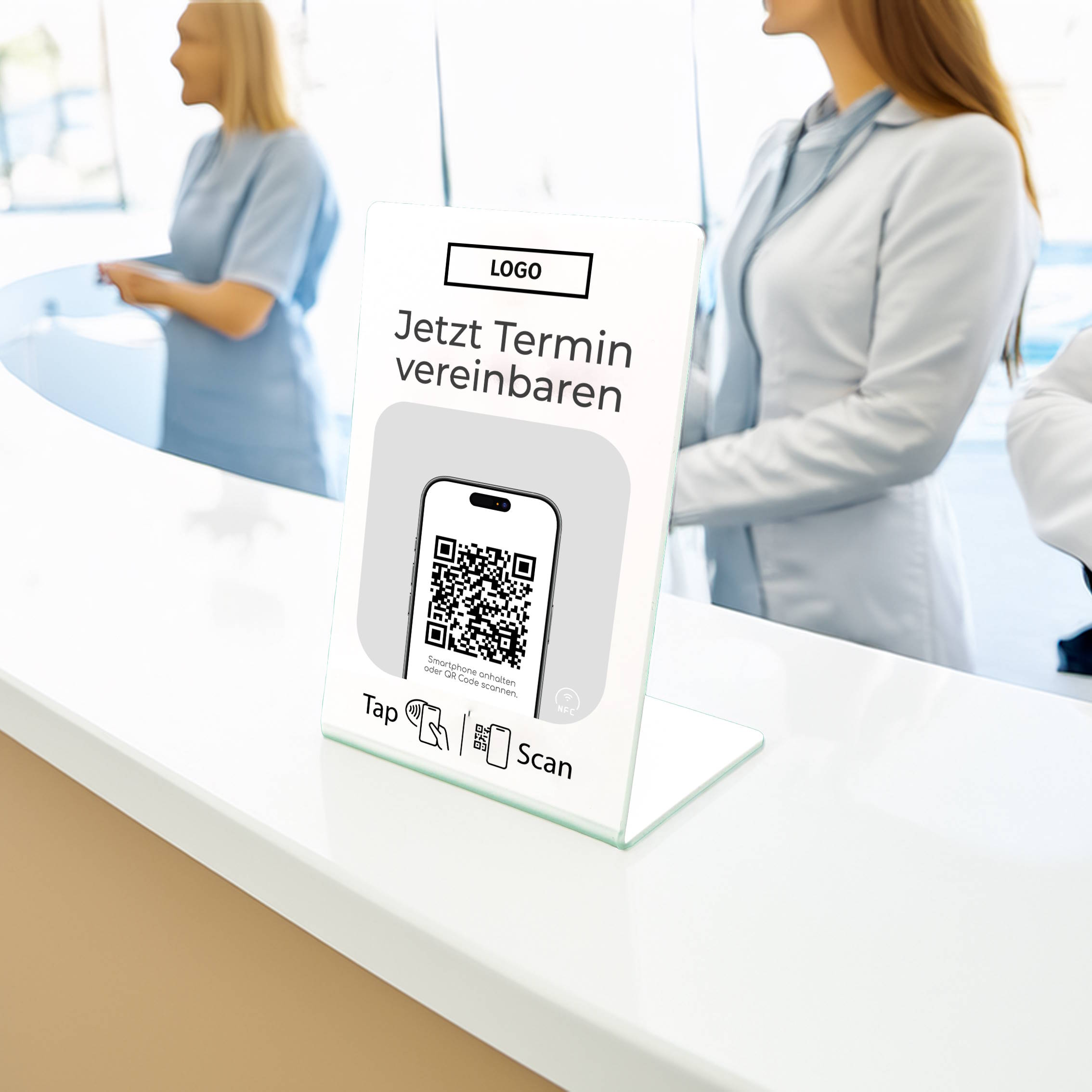 Terminvereinbarung NFC Tag und QR Code Tischaufsteller